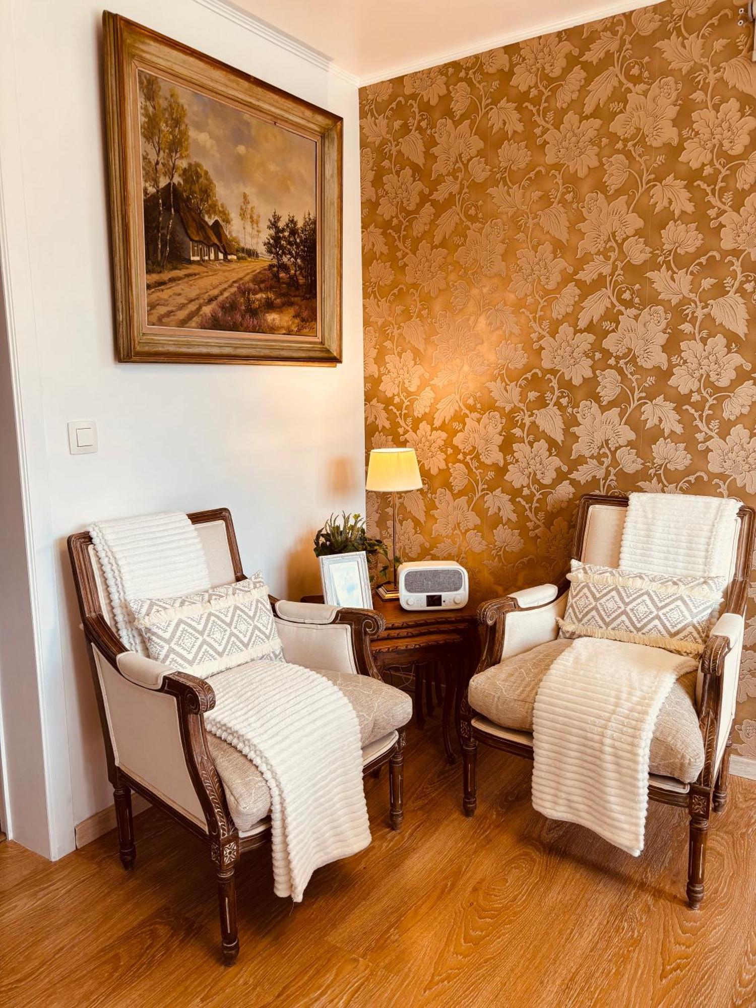 Bed and Breakfast Au Refuge Du Speleo Отон Экстерьер фото