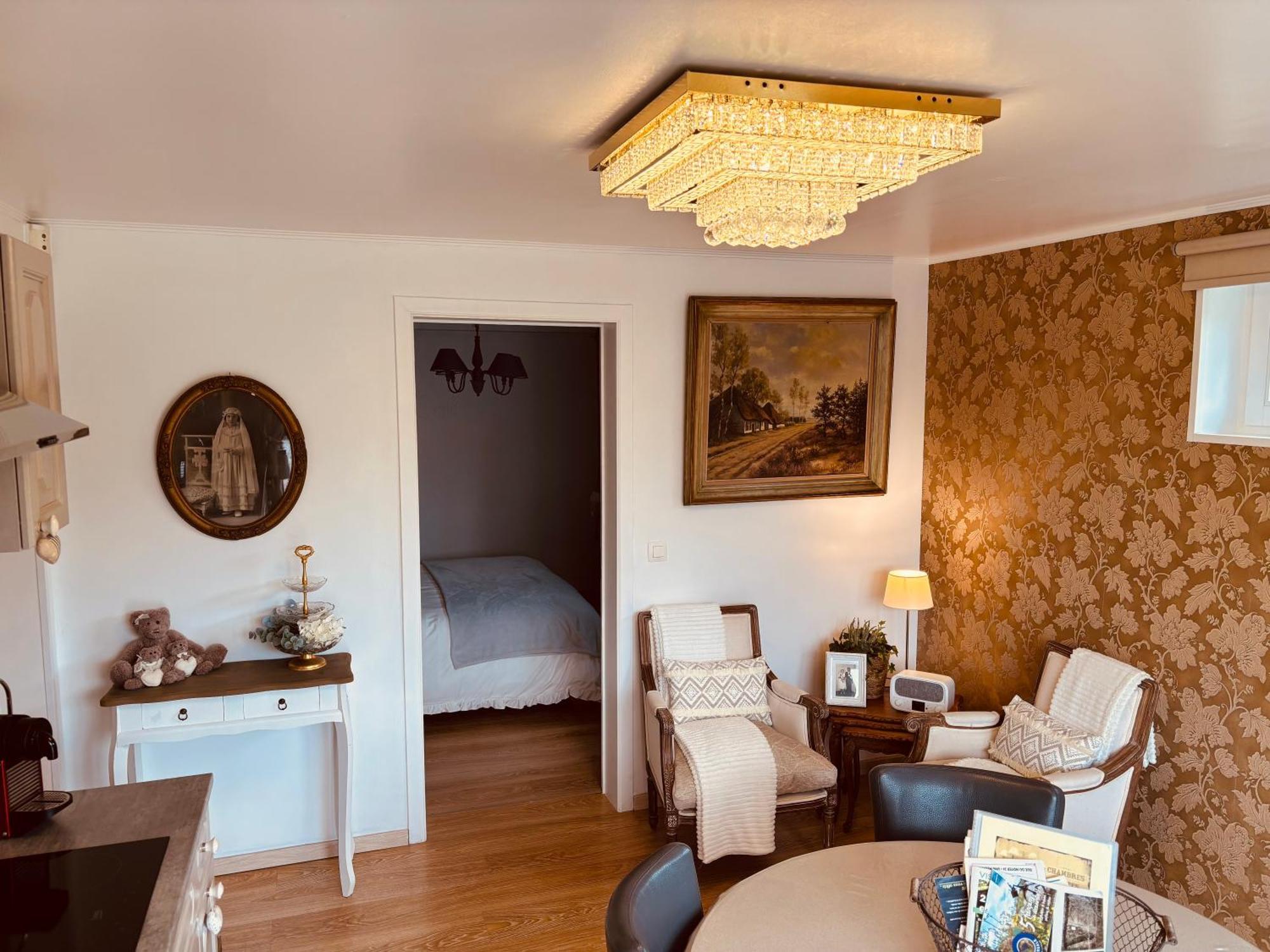 Bed and Breakfast Au Refuge Du Speleo Отон Экстерьер фото